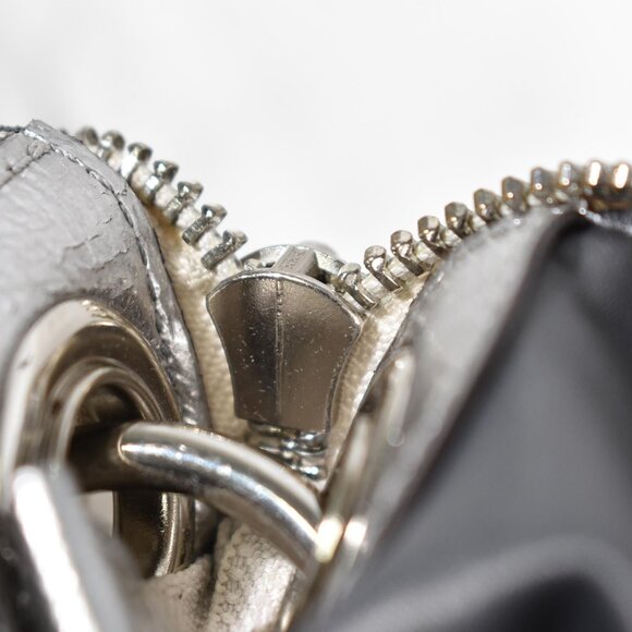 Authentic Coach Crossbody Bag White with Silver Trim - Picture 5 of 6